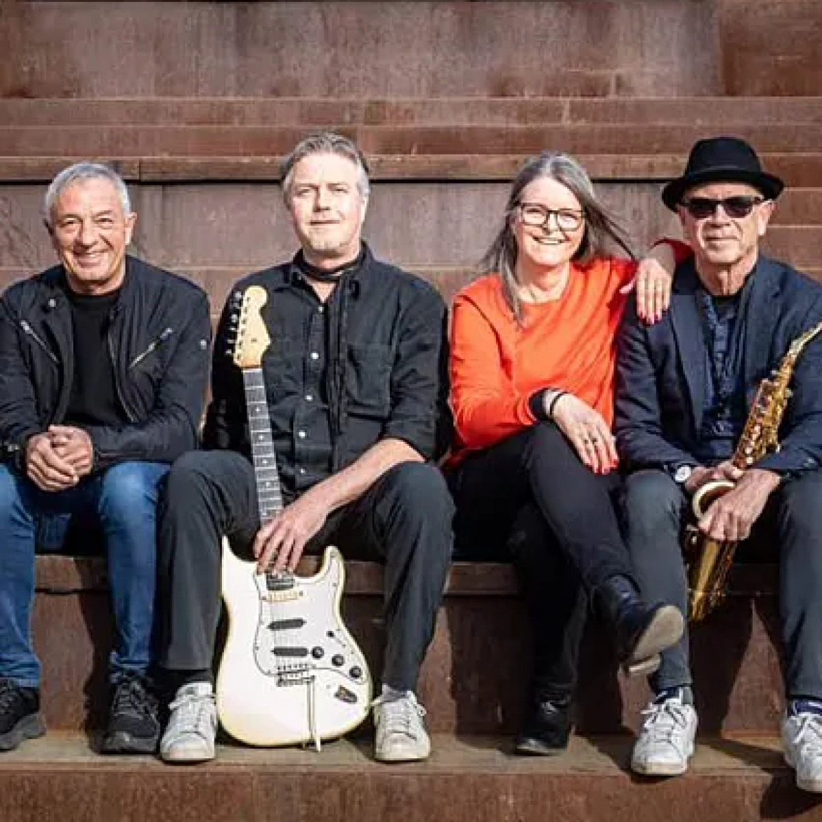 13-6-26 THE BAY BLUES BAND