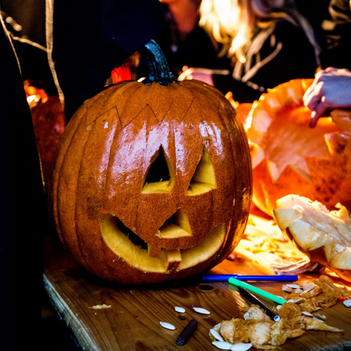solrød_center_2015_halloween_græskar_udskæring_24